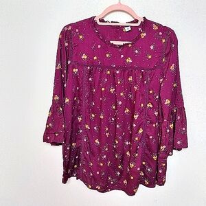 Old Navy Burgundy Floral Lightweight Ruffle Trim Swing Top Size Medium